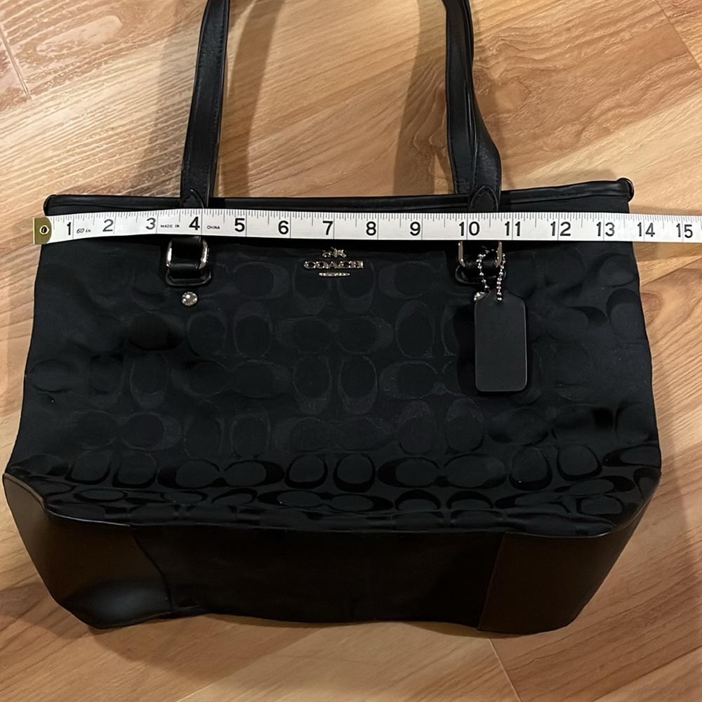 Coach Black Signature Tote Bag - Picture 10 of 13